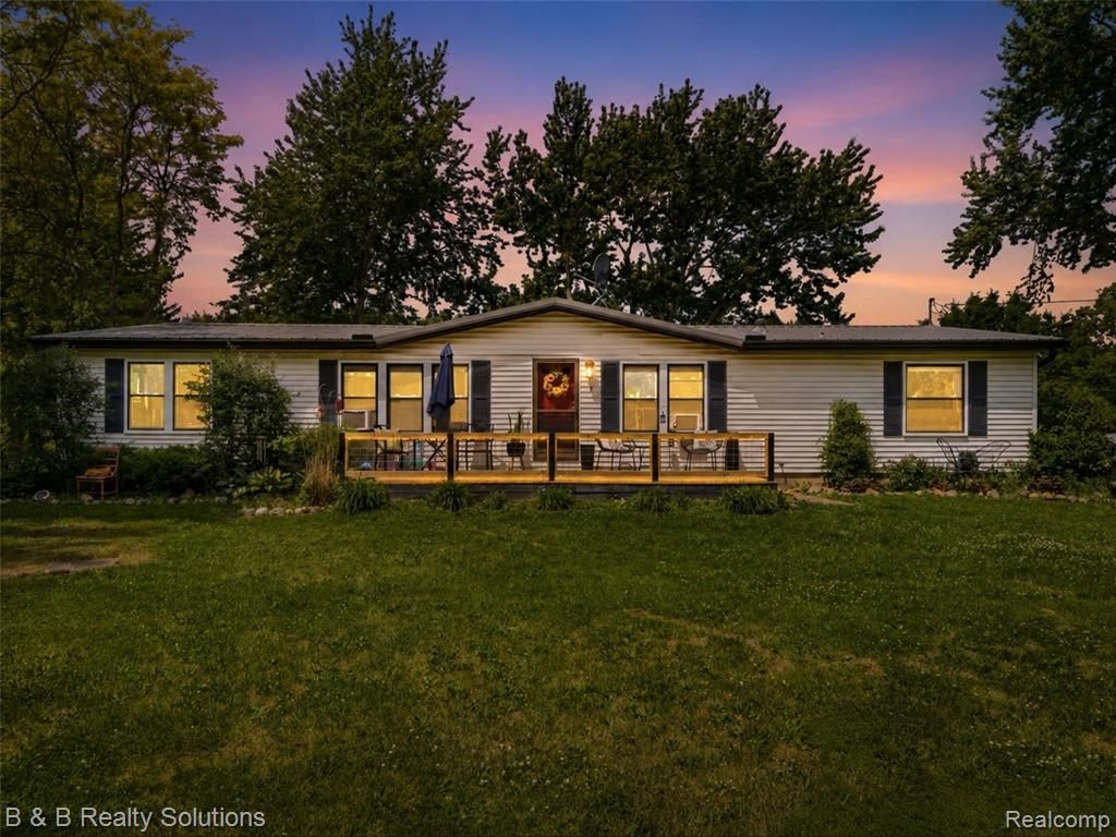 60455 Bates Road, New Haven, MI 48048