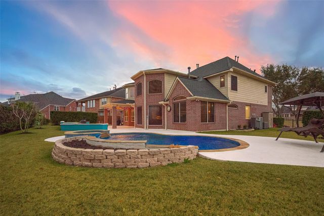 103 Water Bluff Lane, Richmond, TX 77406