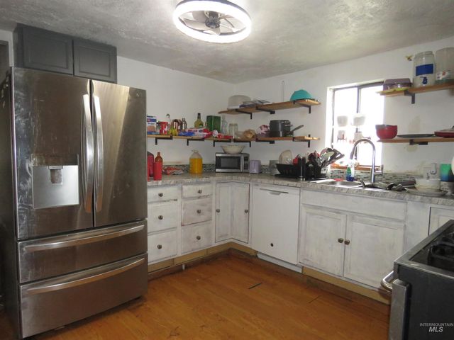 313 E Kearney St, Caldwell, ID 83605