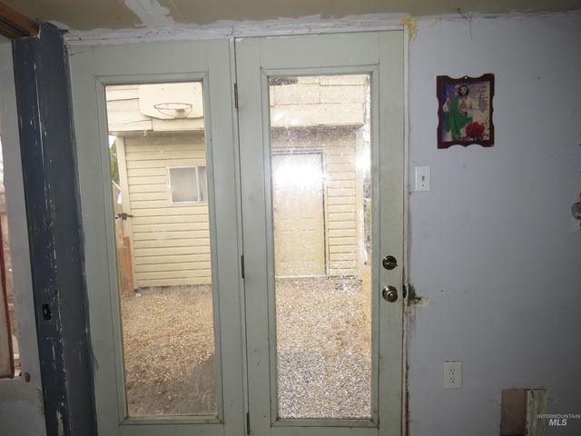 313 E Kearney St, Caldwell, ID 83605