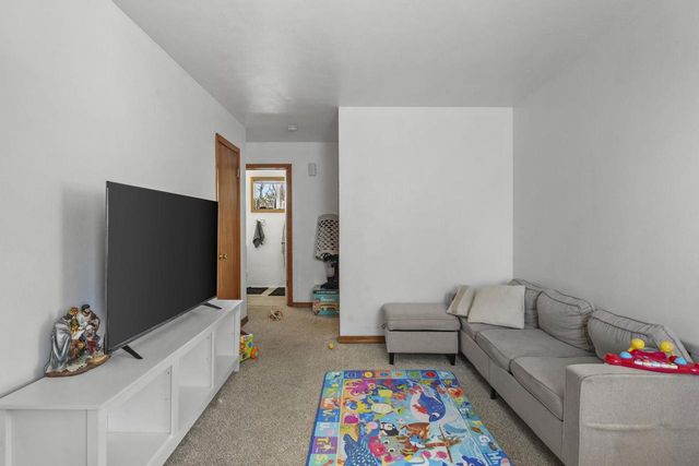 5604 Bjelde Lane, Monona, WI 53716