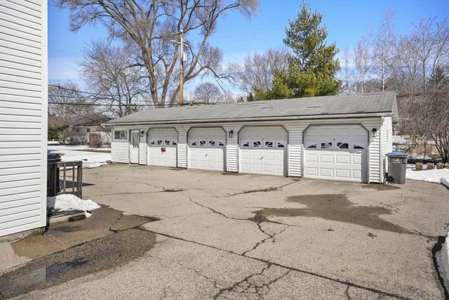 5604 Bjelde Lane, Monona, WI 53716