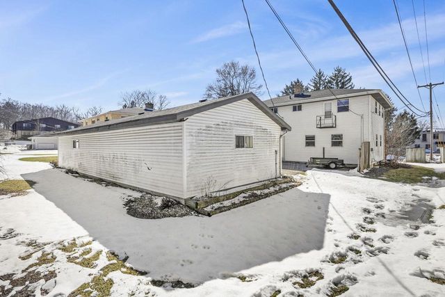 5604 Bjelde Lane, Monona, WI 53716