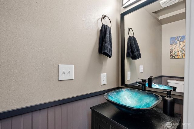 2008 Becky Avenue, Port Orchard, WA 98366