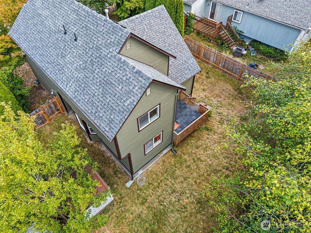 2008 Becky Avenue, Port Orchard, WA 98366