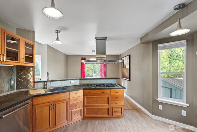 2008 Becky Avenue, Port Orchard, WA 98366