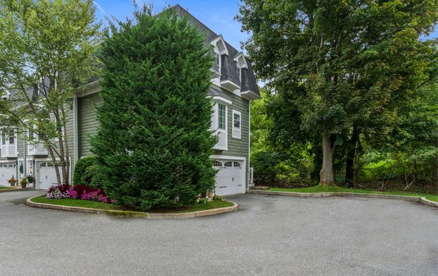 580 Quarry St 9, Quincy, MA 02169