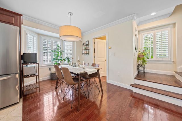 580 Quarry St 9, Quincy, MA 02169