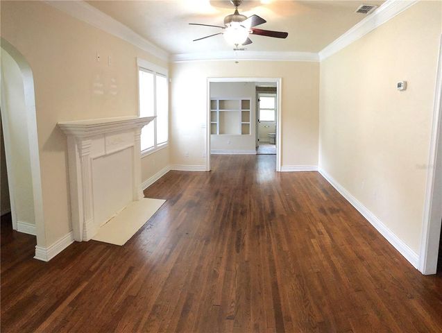 2060 NW 3RD AVENUE, Gainesville, FL 32607