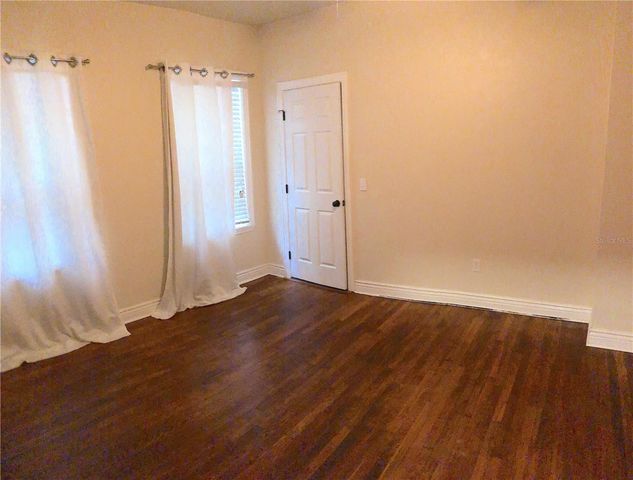 2060 NW 3RD AVENUE, Gainesville, FL 32607