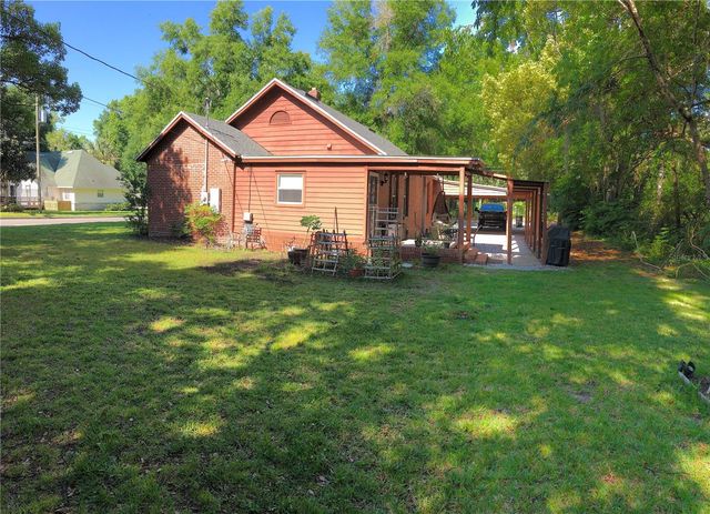 2060 NW 3RD AVENUE, Gainesville, FL 32607