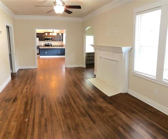2060 NW 3RD AVENUE, Gainesville, FL 32607