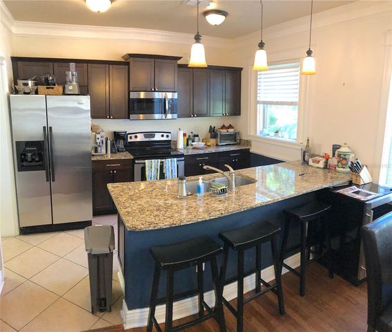 2060 NW 3RD AVENUE, Gainesville, FL 32607