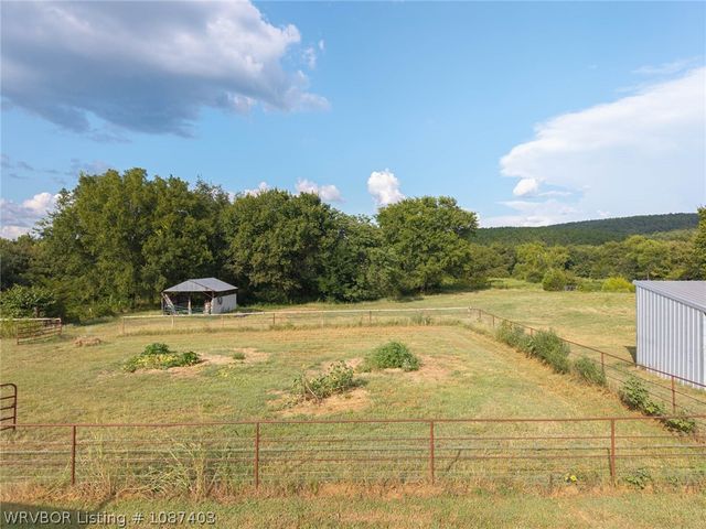 45594 US Highway 271, Wister, OK 74966