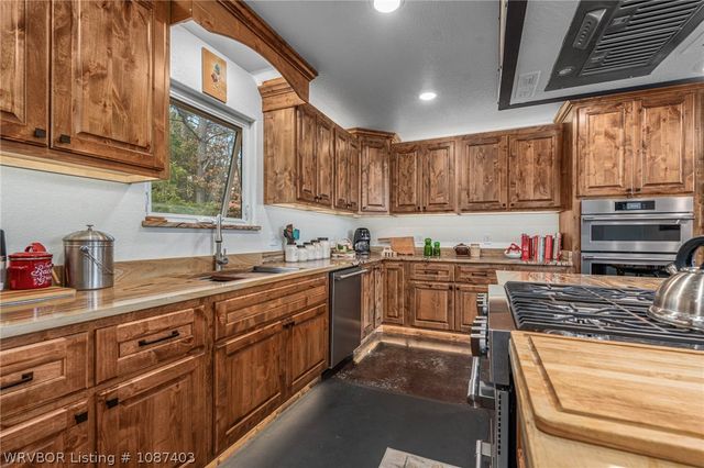 45594 US Highway 271, Wister, OK 74966