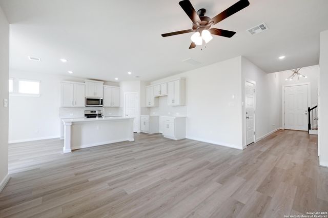 6031 Calgary Park, San Antonio, TX 78233