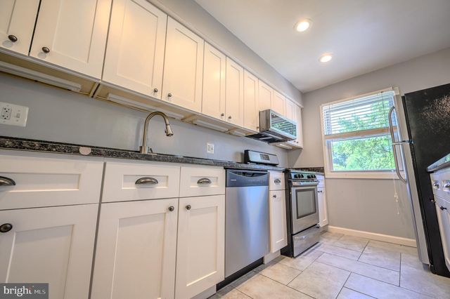 3391 BENBOW CT, Woodbridge, VA 22193
