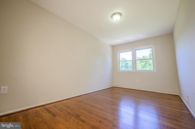 3391 BENBOW CT, Woodbridge, VA 22193