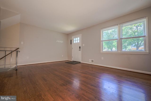 3391 BENBOW CT, Woodbridge, VA 22193