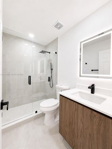 5905 Manchester Way, Tamarac, FL 33321