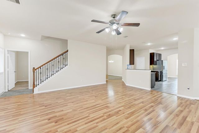 10615 Chestnut Pathway, Tomball, TX 77375