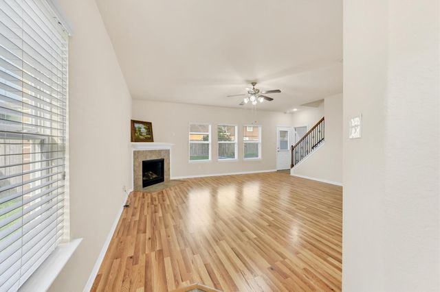 10615 Chestnut Pathway, Tomball, TX 77375