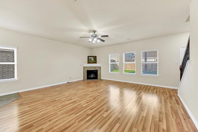 10615 Chestnut Pathway, Tomball, TX 77375