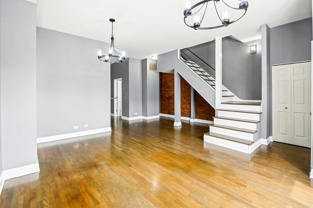 3348 W Le Moyne Street, Chicago, IL 60651