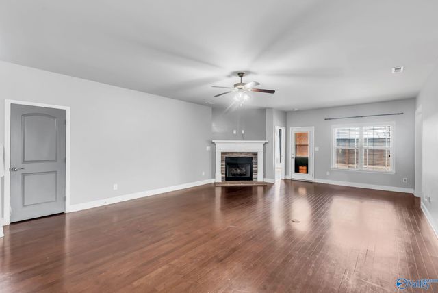 121 Carleighfalls Drive, Meridianville, AL 35759