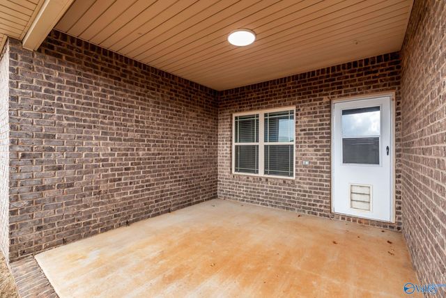 121 Carleighfalls Drive, Meridianville, AL 35759