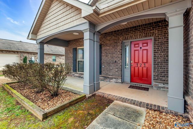 121 Carleighfalls Drive, Meridianville, AL 35759