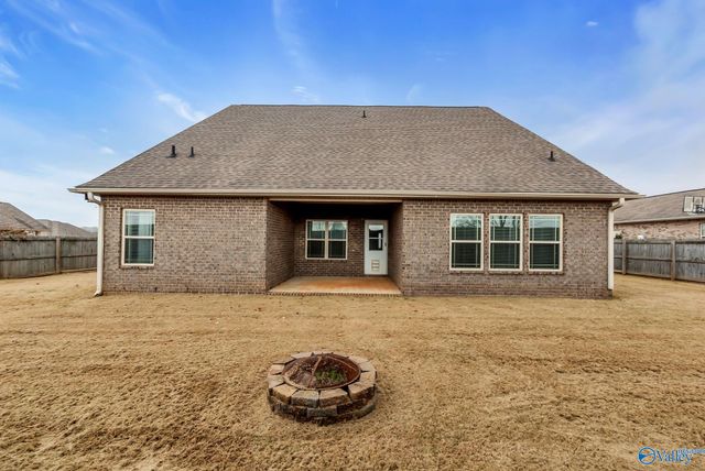 121 Carleighfalls Drive, Meridianville, AL 35759