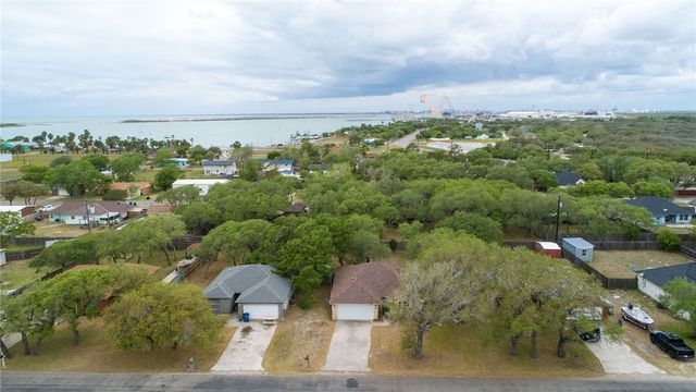 105 Starlight, Ingleside, TX 78362