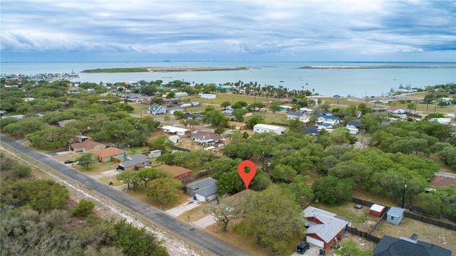 105 Starlight, Ingleside, TX 78362
