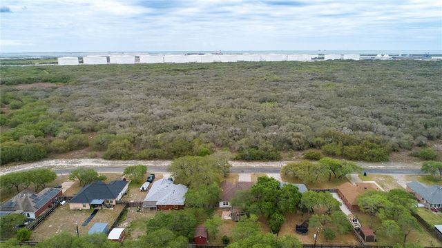 105 Starlight, Ingleside, TX 78362