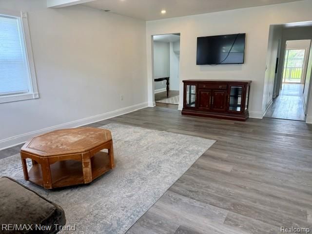 33503 Stocker Street, Farmington Hills, MI 48335