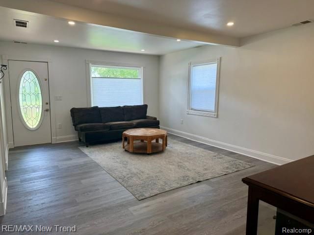 33503 Stocker Street, Farmington Hills, MI 48335