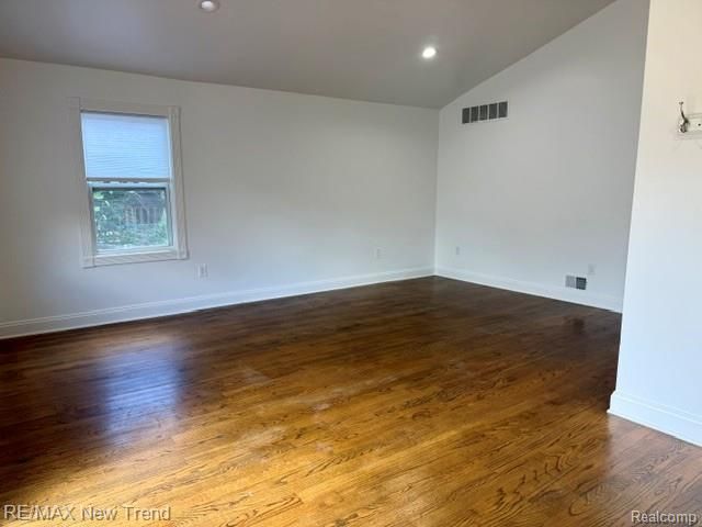 33503 Stocker Street, Farmington Hills, MI 48335
