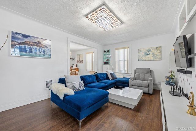 89-67 218th Place, Queens Village, NY 11427