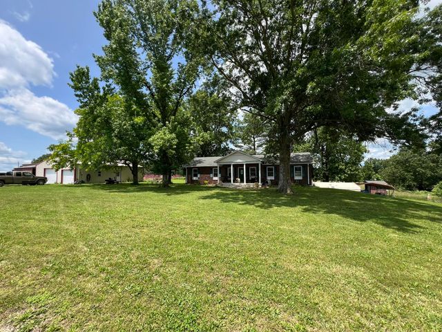 4117 County Road 2600, Willow Springs, MO 65793