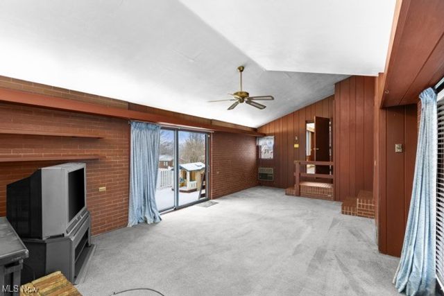 3521 Lindberg Way, Weirton, WV 26062