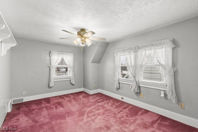 3521 Lindberg Way, Weirton, WV 26062