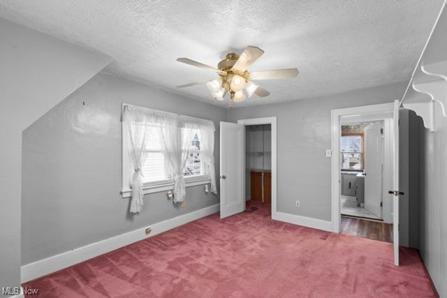 3521 Lindberg Way, Weirton, WV 26062