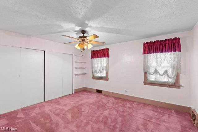 3521 Lindberg Way, Weirton, WV 26062