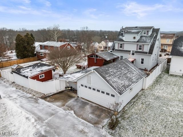 3521 Lindberg Way, Weirton, WV 26062