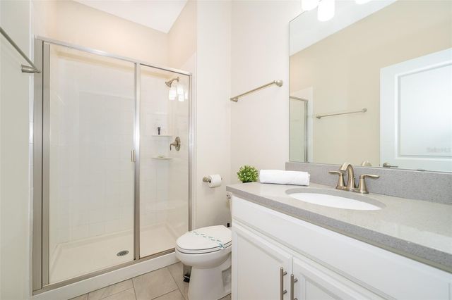 212 OCEAN COURSE AVENUE, Davenport, FL 33896