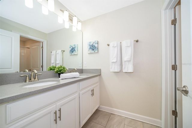 212 OCEAN COURSE AVENUE, Davenport, FL 33896