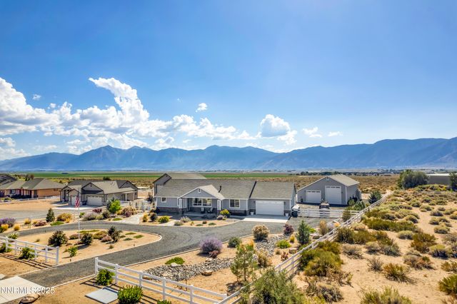 2584 Last Chance Court, Minden, NV 89423