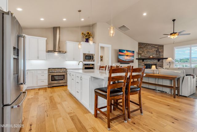 2584 Last Chance Court, Minden, NV 89423