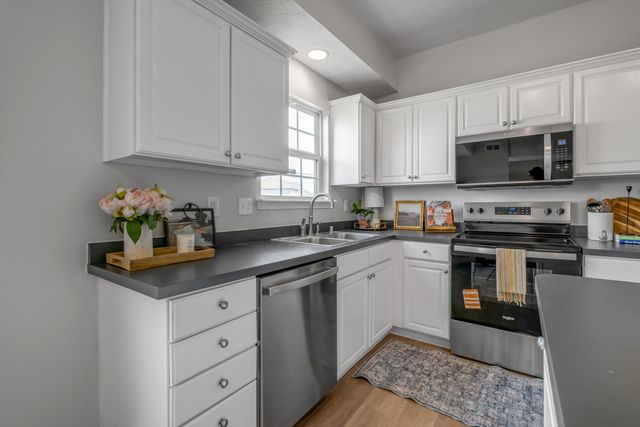 109 Sunny Circle, Georgetown, KY 40324